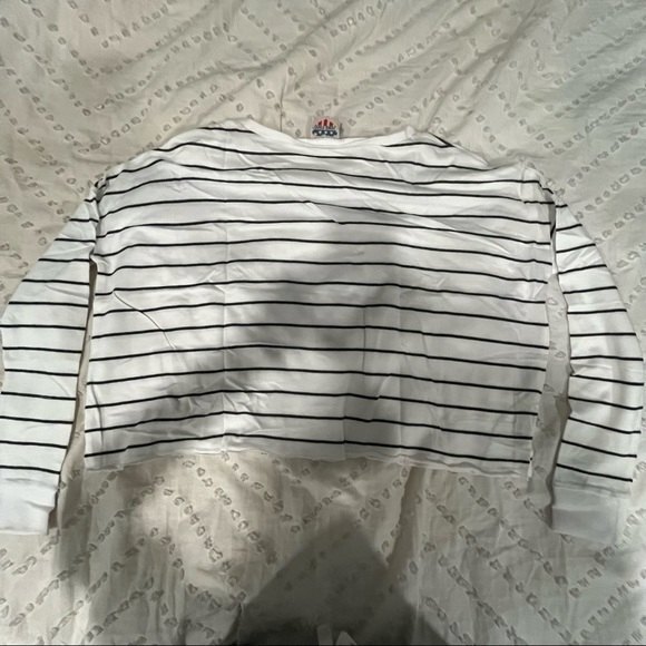 Junk Food Clothing Batman N/Y White Striped Cropped Long Sleeve Top - Picture 7 of 7